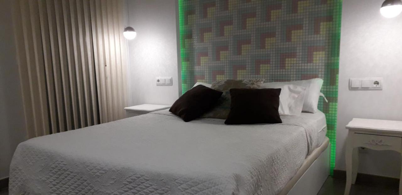 Appartement Ciudad De La Paz à Madrid Extérieur photo
